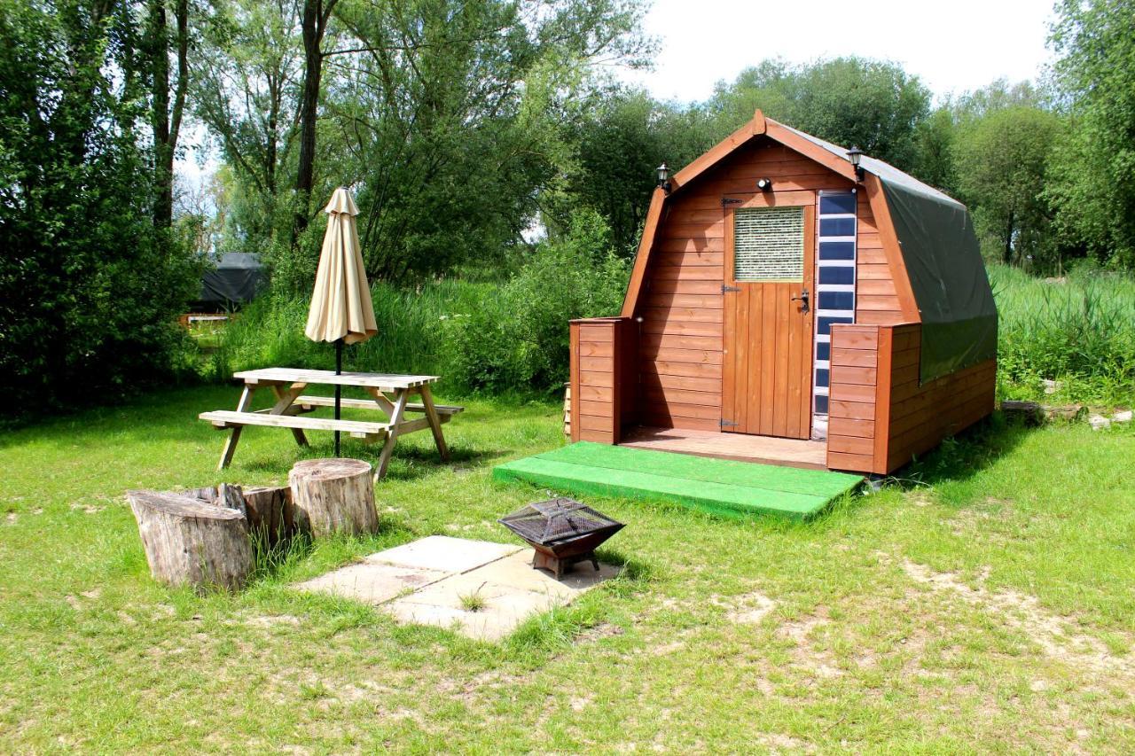 Hotel Rum Bridge Fisheries "The Cabin" Clare Exterior foto
